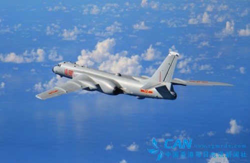 中国轰6K飞越永暑礁 震慑在南海挑事国家