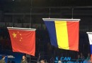 中国国旗在女子重剑团体赛颁奖仪式上冉冉升起