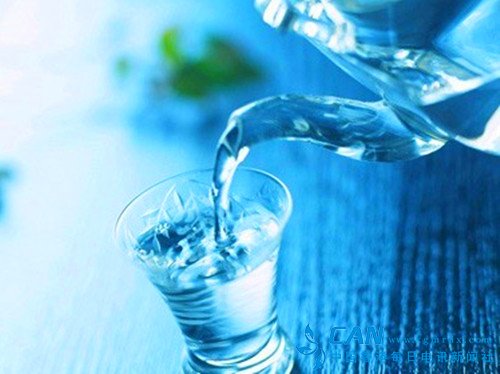 正确饮用白开水 让身体更健康