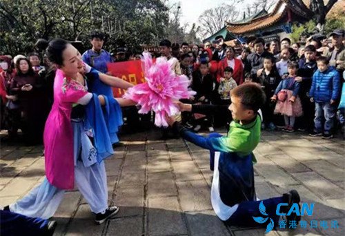 云南通海县将举办第十八届迎春花街！
