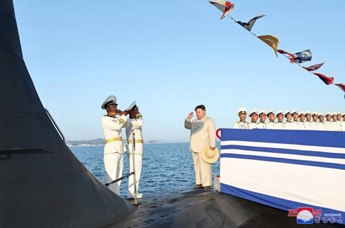 朝鲜第一艘战术核攻击潜艇下水