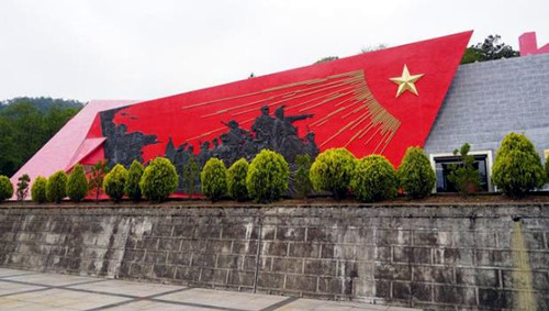 永远做中国人民和中华民族的主心骨