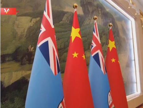 习近平同斐济总统拉拉巴拉武就中斐建交50周年互致贺电