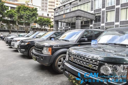 广东省公安厅向三名举报黑恶犯罪的群众奖励人民币五十万元