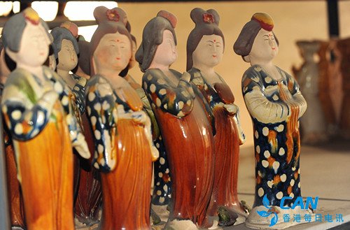 张二孬:痴迷于唐三彩艺术的工艺美术大师