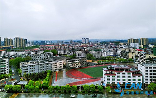 让“温暖石城”成为响亮名片