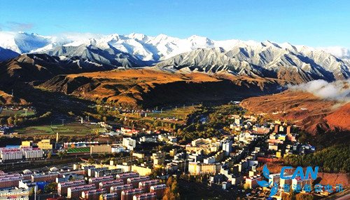 甘肃肃南:文明新风沐山城