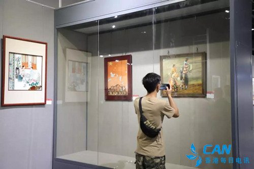 “江西省非遗工艺美术优秀作品展”在景德镇举行
