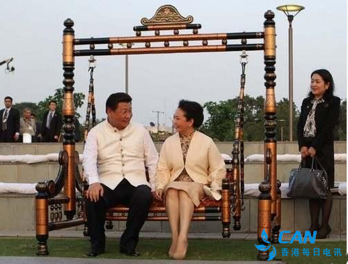 “家庭暖男”习近平
