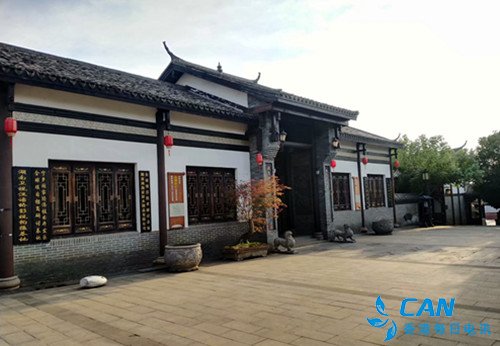 到关山古镇 追三国风云