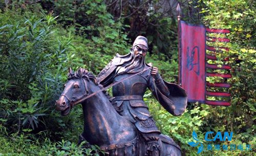 到关山古镇 追三国风云